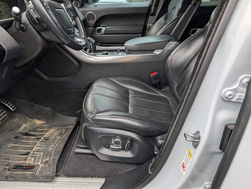 Used 2016 Land Rover Range Rover Sport Supercharged image 11