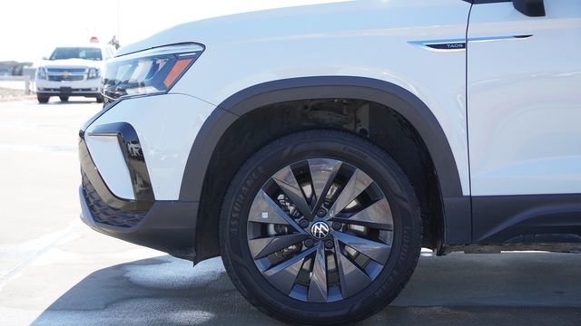 Used 2024 Volkswagen Taos S image 5