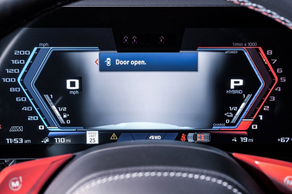 Used 2025 BMW M5 Touring w/ M Driver's Package image 27