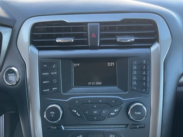 Used 2018 Ford Fusion S FWD image 15