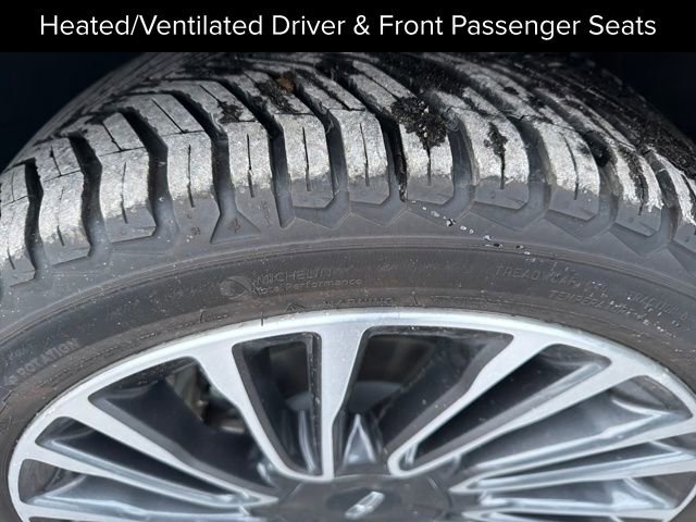 Used 2022 Lincoln Corsair Reserve w/ Equipment Group 201A image 33