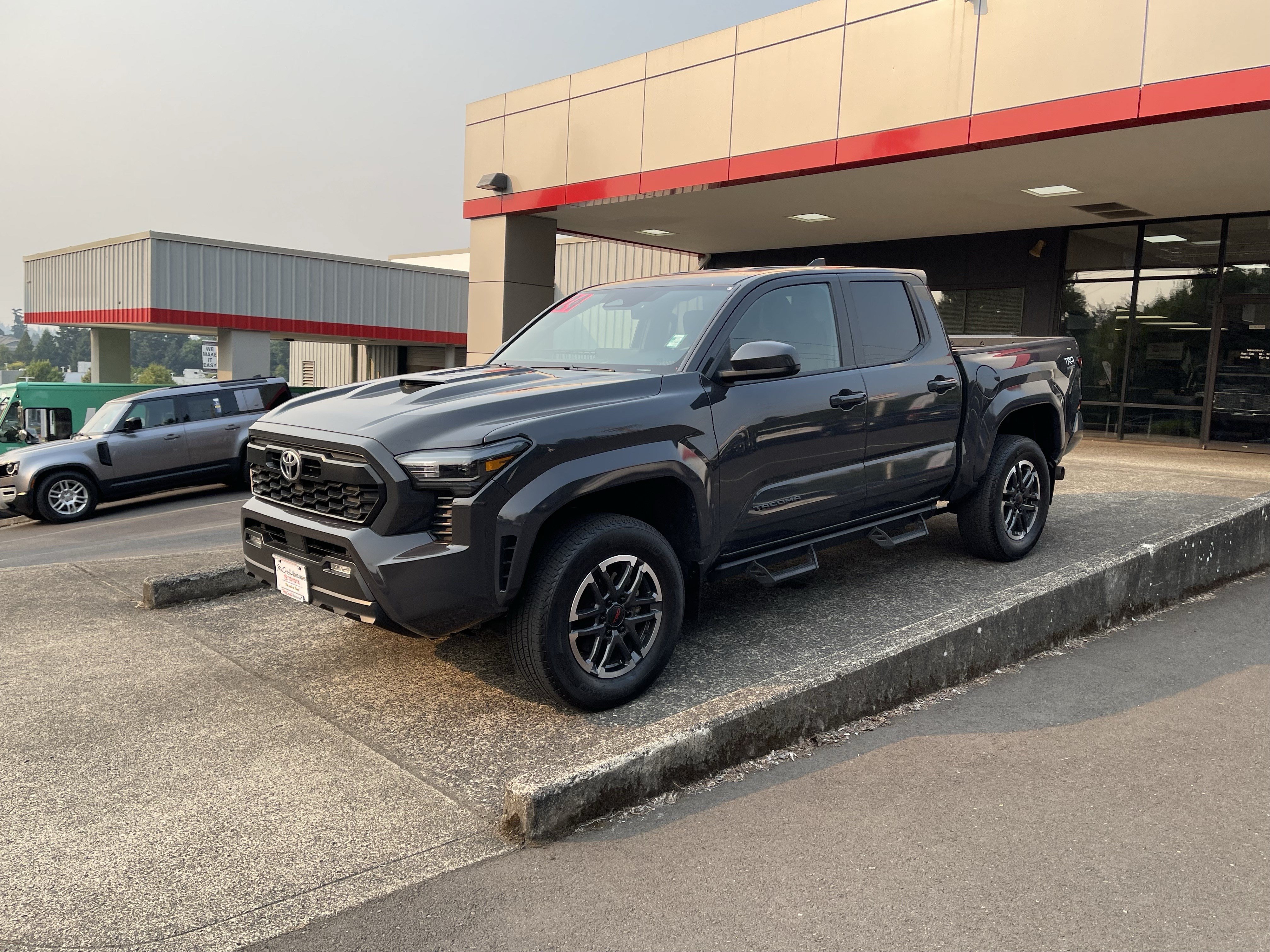 Certified 2024 Toyota Tacoma TRD Sport AWD/4WD image 7