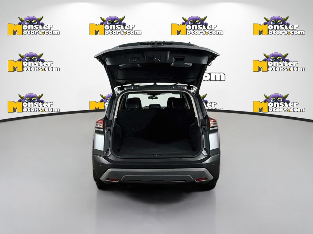 Used 2021 Nissan Rogue SV AWD/4WD image 25