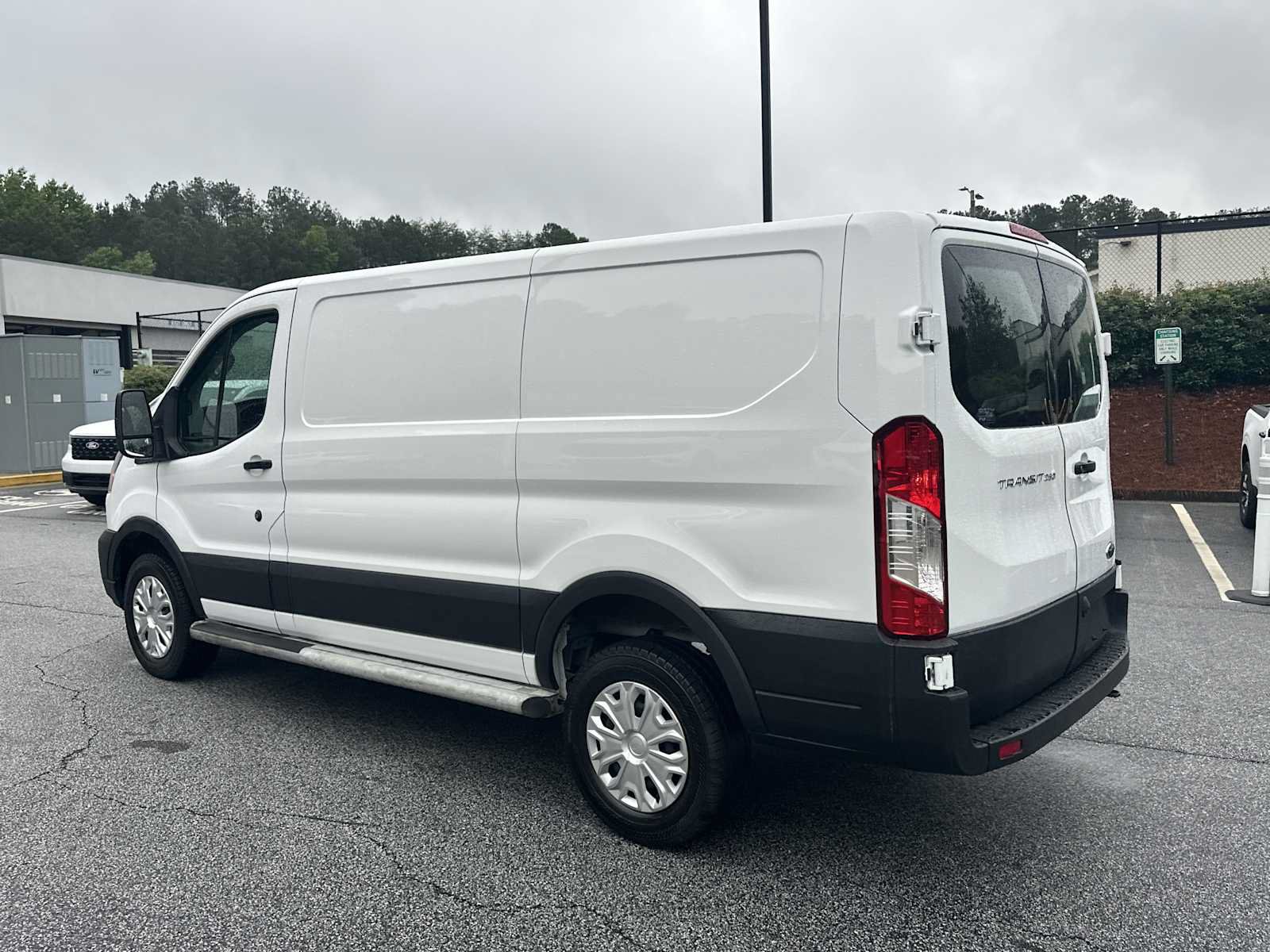 Used 2025 Ford Transit 250 Low Roof w/ Exterior Upgrade Package RWD image 9