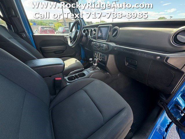Used 2023 Jeep Wrangler Unlimited w/ Cold Weather Group AWD/4WD image 13