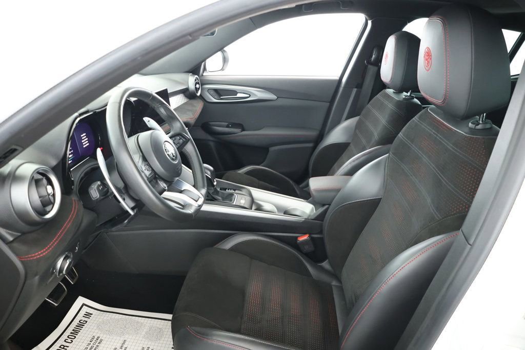 Used 2024 Alfa Romeo Tonale Veloce image 18