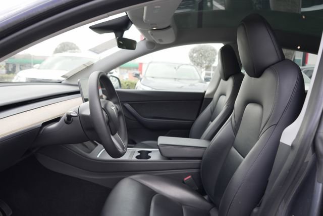 Used 2023 Tesla Model Y Long Range AWD/4WD image 16