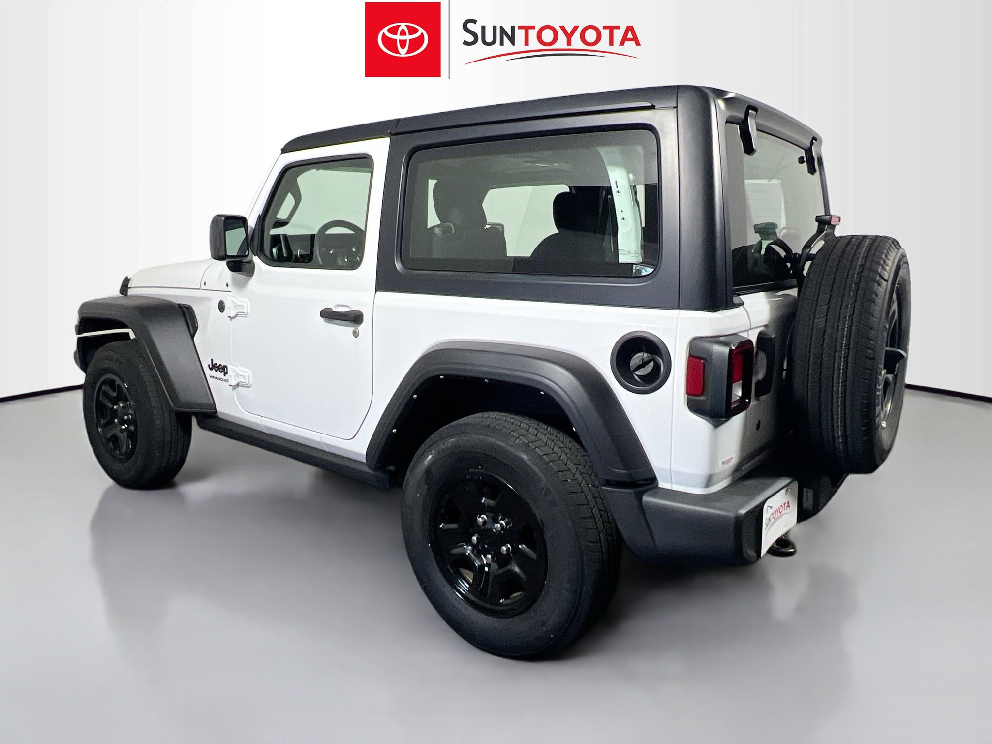 Used 2022 Jeep Wrangler Sport image 6