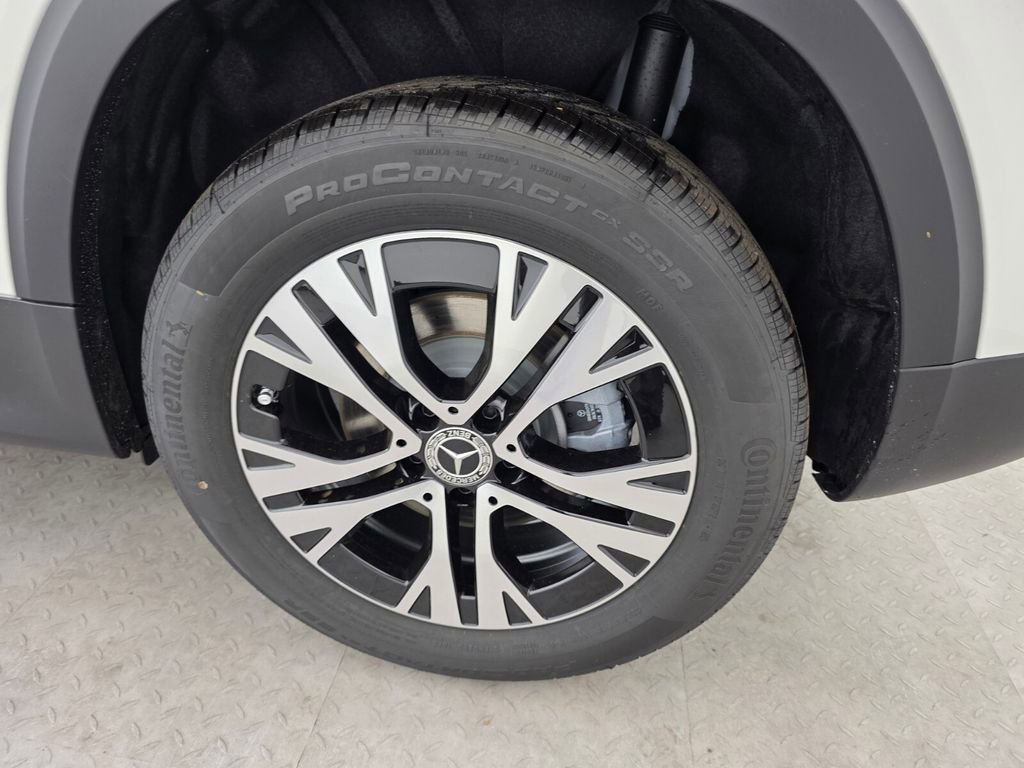 New 2026 Mercedes-Benz GLB 250 image 12