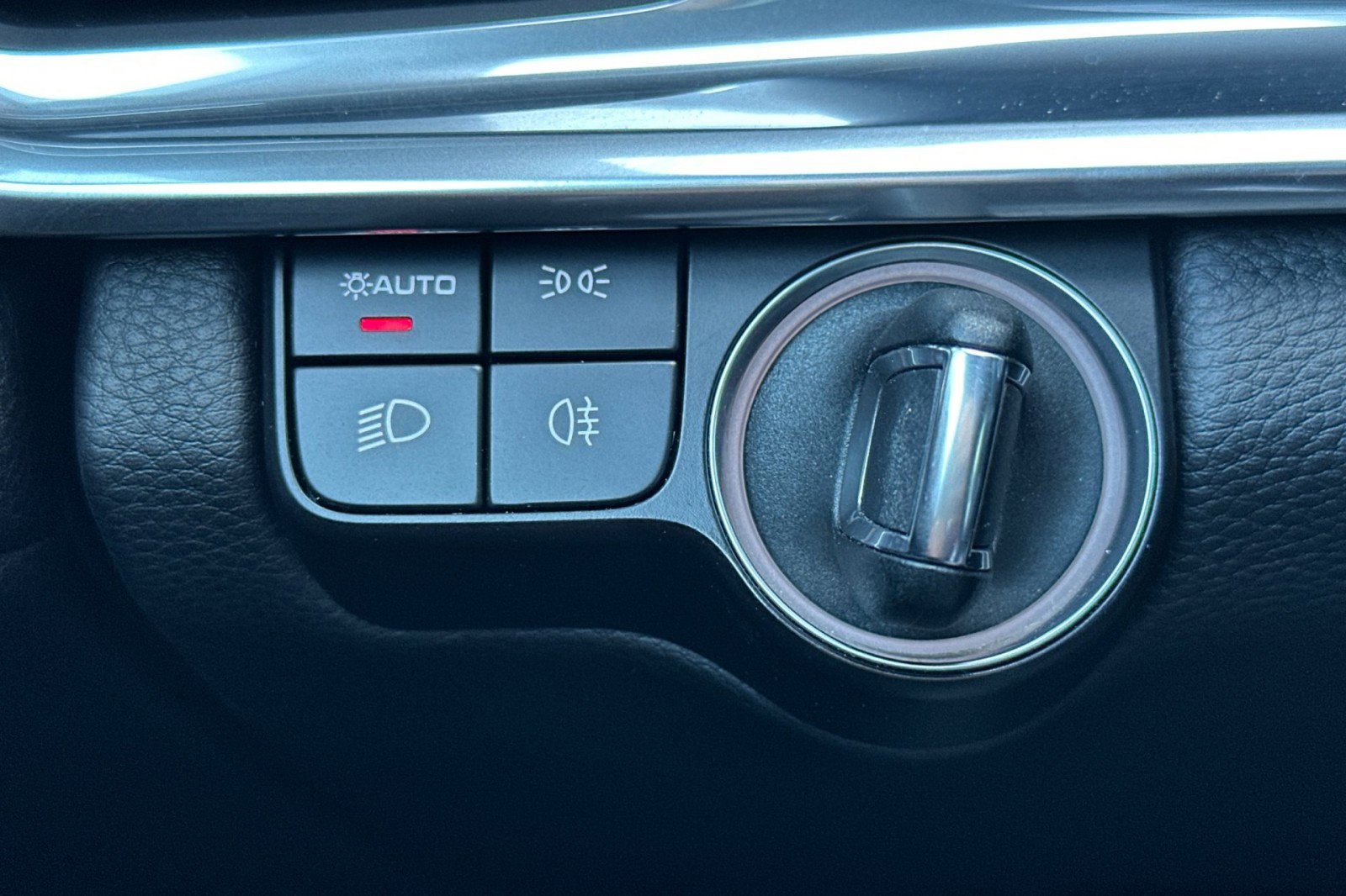 Certified 2023 Porsche Panamera Platinum Edition image 23