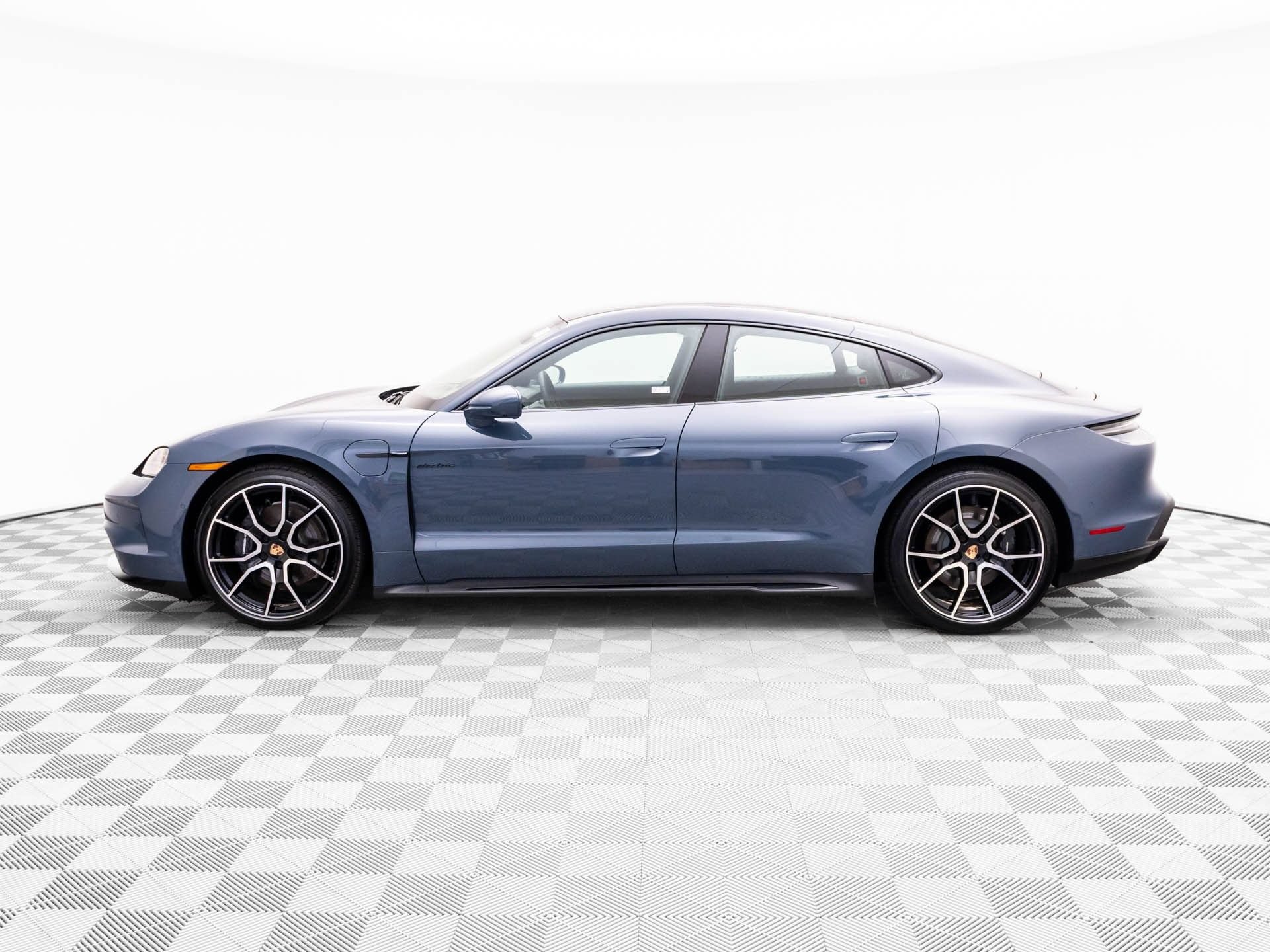 New 2026 Porsche Taycan AWD/4WD image 2