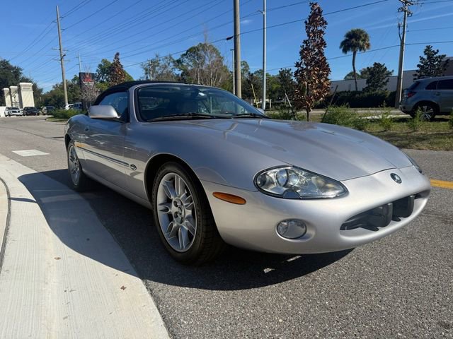 Used 2001 Jaguar XK8 Convertible image 4