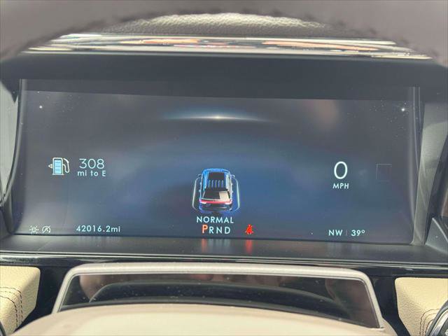 Used 2022 Lincoln Navigator L Reserve image 24