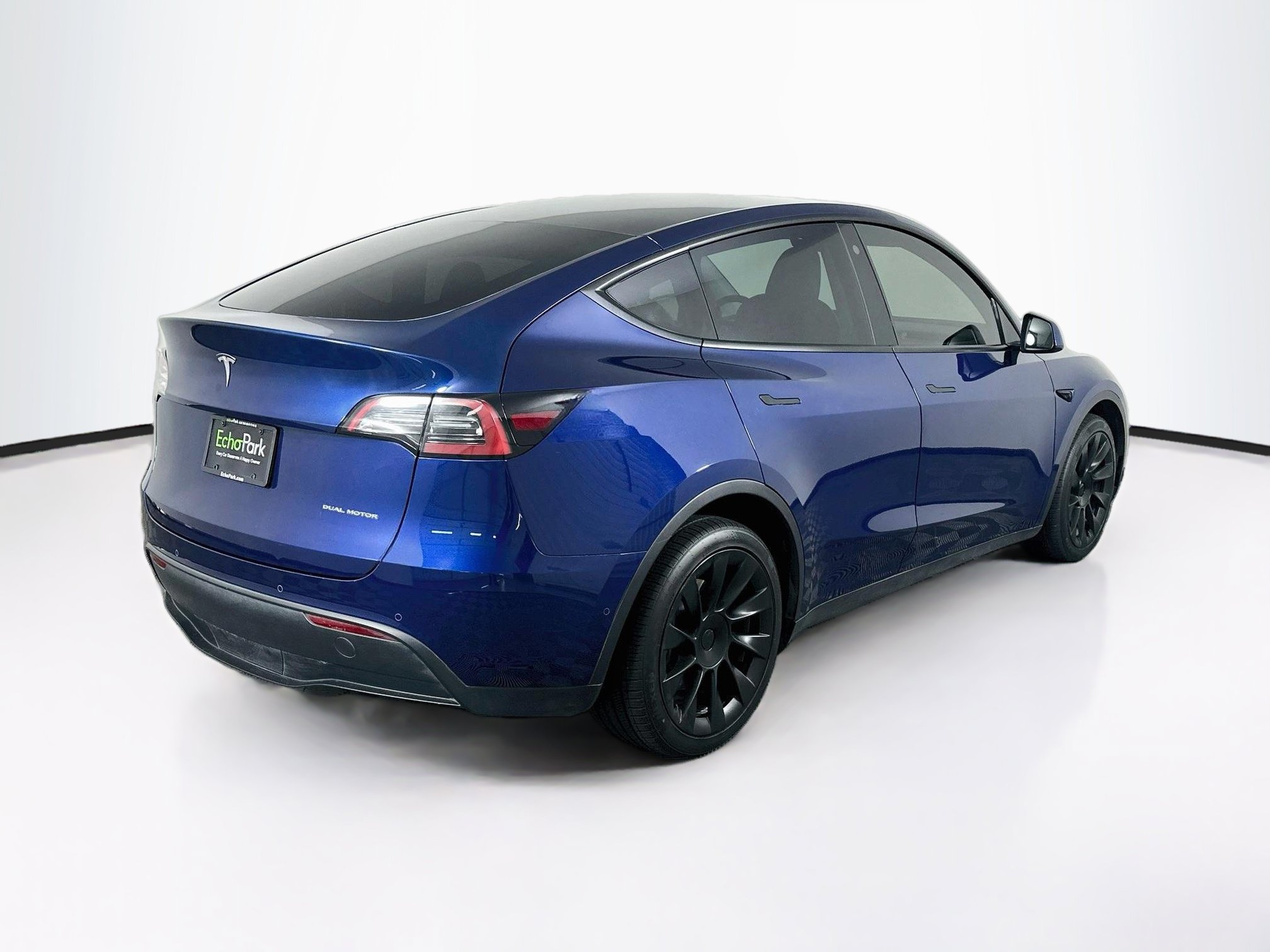 Used 2022 Tesla Model Y Long Range AWD/4WD image 9