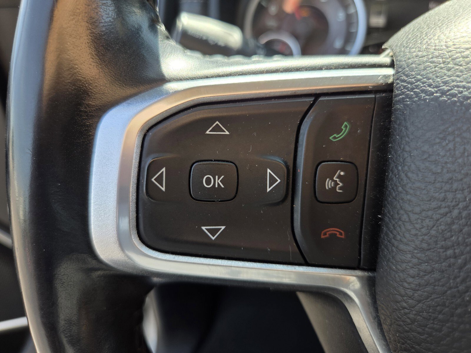 Used 2020 RAM 1500 Laramie RWD image 21