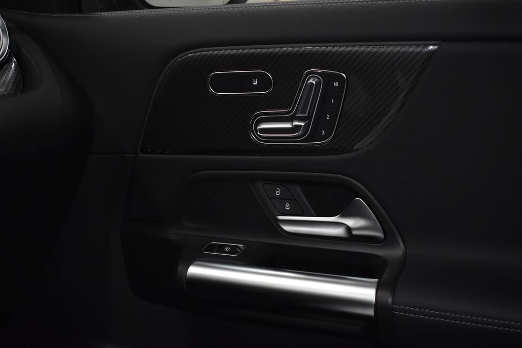 Certified 2024 Mercedes-Benz GLA 35 AMG 4MATIC image 32