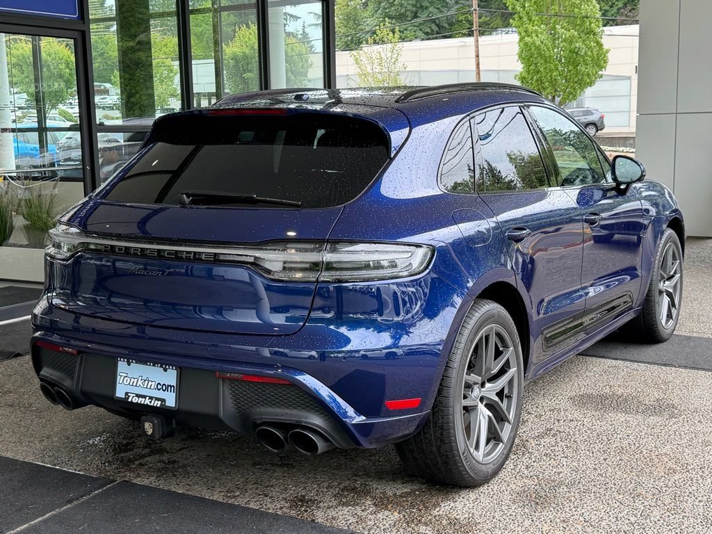 Used 2025 Porsche Macan Turbo AWD/4WD image 7