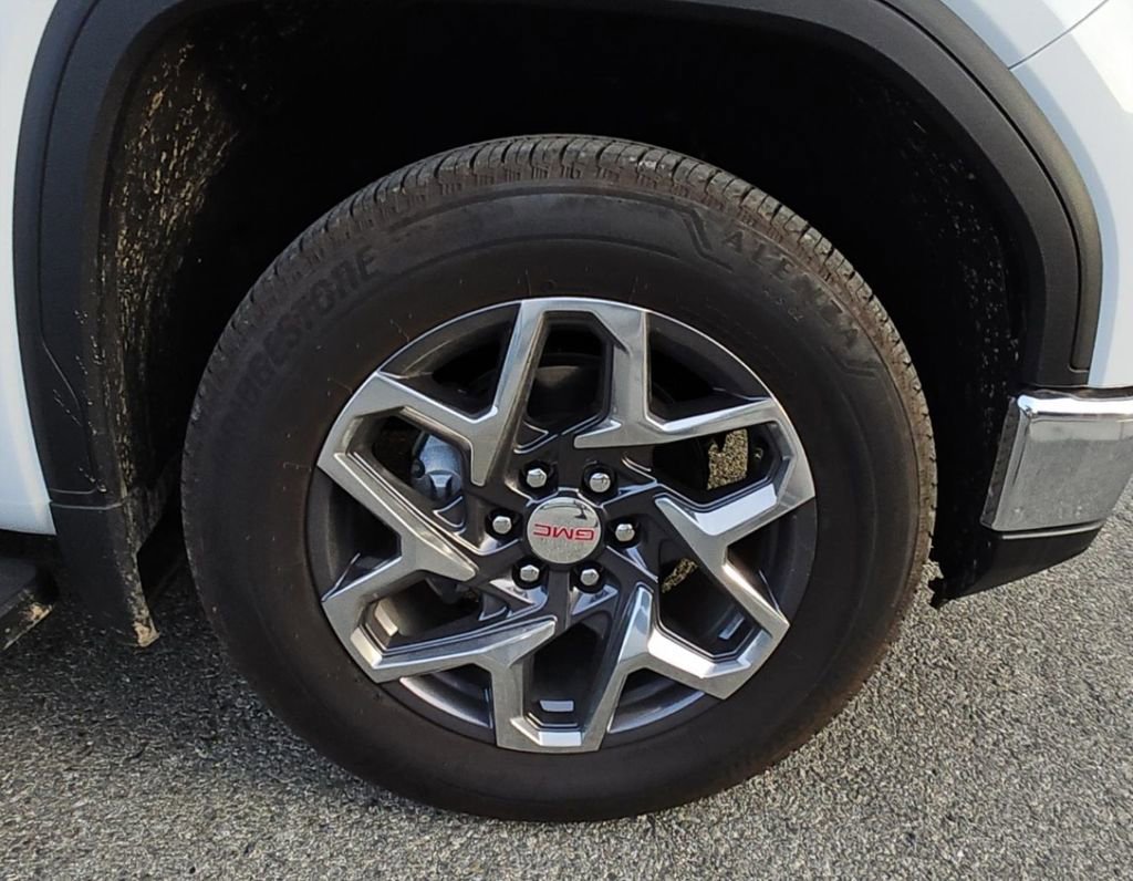 Used 2025 GMC Sierra 1500 SLT w/ SLT Premium Plus Package image 4