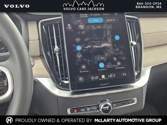 New 2026 Volvo XC90 B6 Plus w/ Protection Package Premier image 10