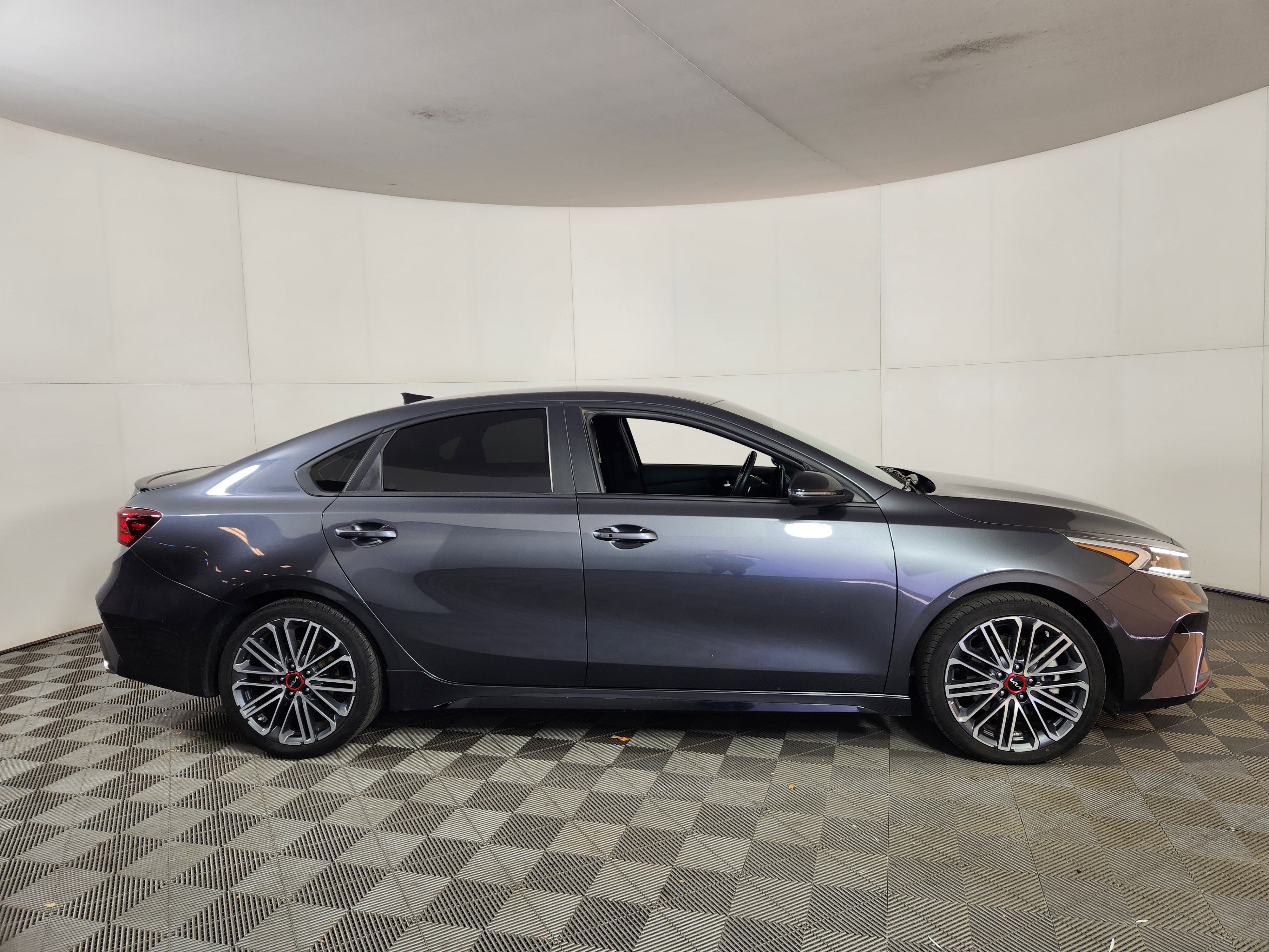 Used 2023 Kia Forte GT image 8