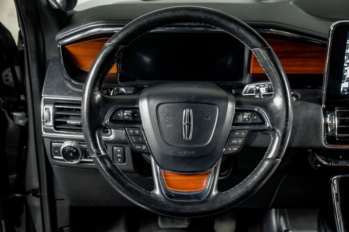 Used 2021 Lincoln Navigator L Reserve w/ Luxury Package image 16