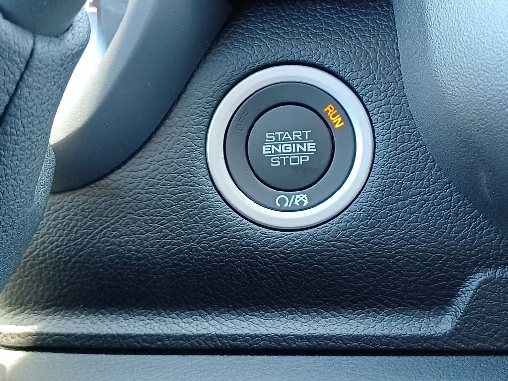New 2026 RAM 2500 Laramie AWD/4WD image 18