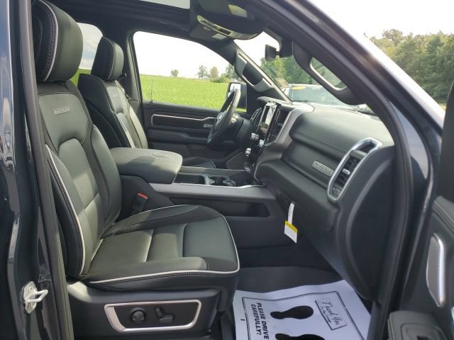 New 2027 RAM 1500 Laramie w/ Night Edition AWD/4WD image 24
