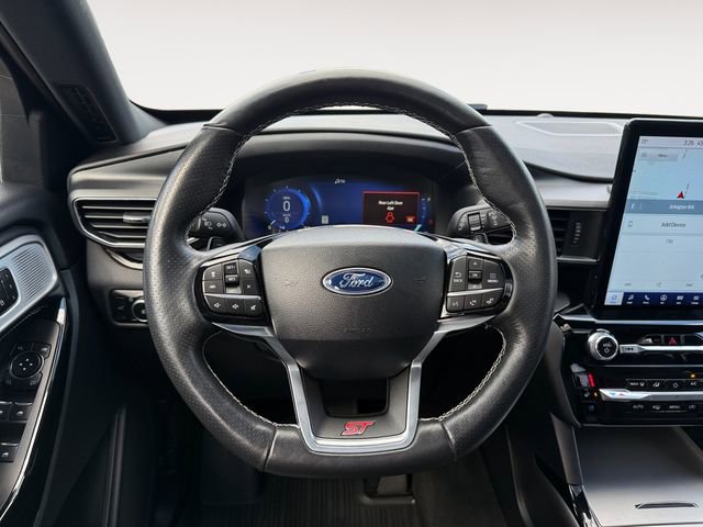 Used 2024 Ford Explorer ST w/ Technology Package AWD/4WD image 12