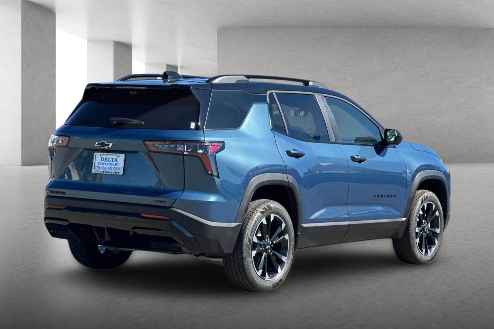 New 2026 Chevrolet Equinox RS w/ Safety and Technology Package FWD image 4