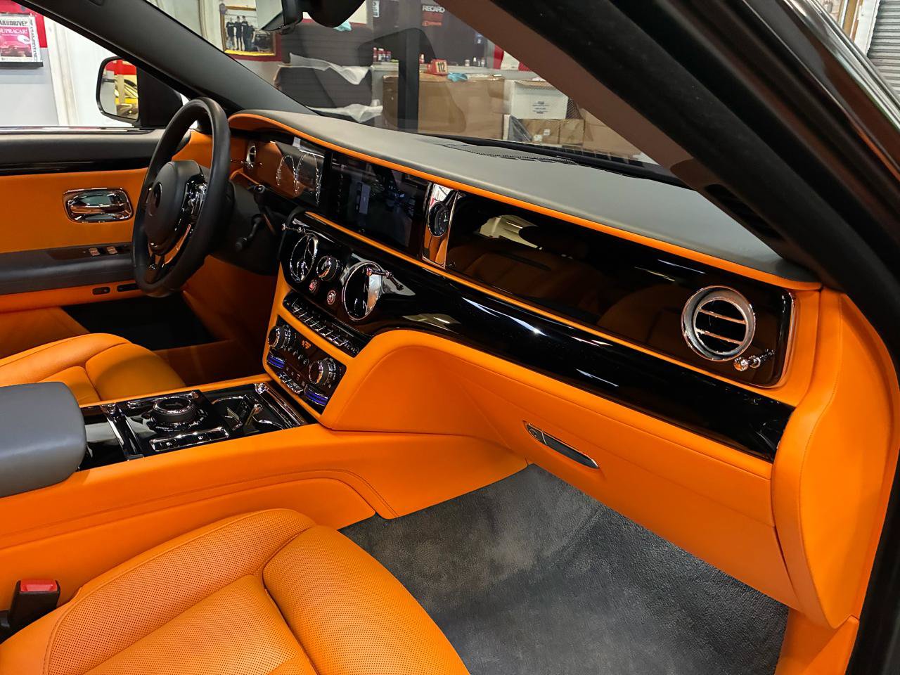Used 2022 Rolls-Royce Ghost AWD/4WD image 21