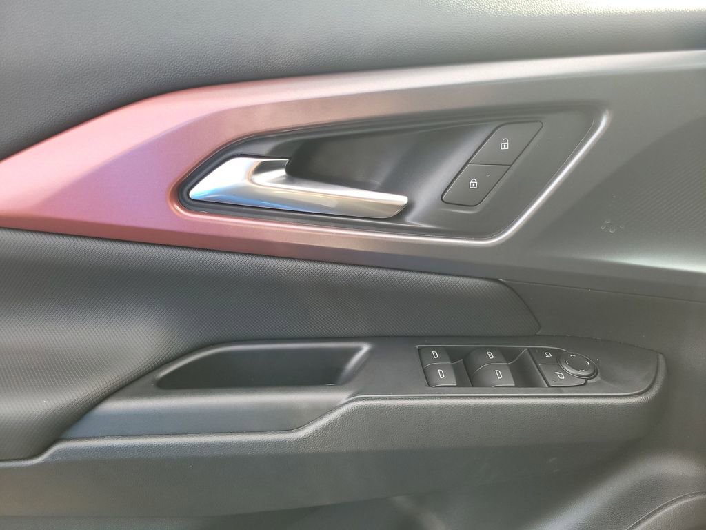 New 2026 Chevrolet Equinox EV RS image 22