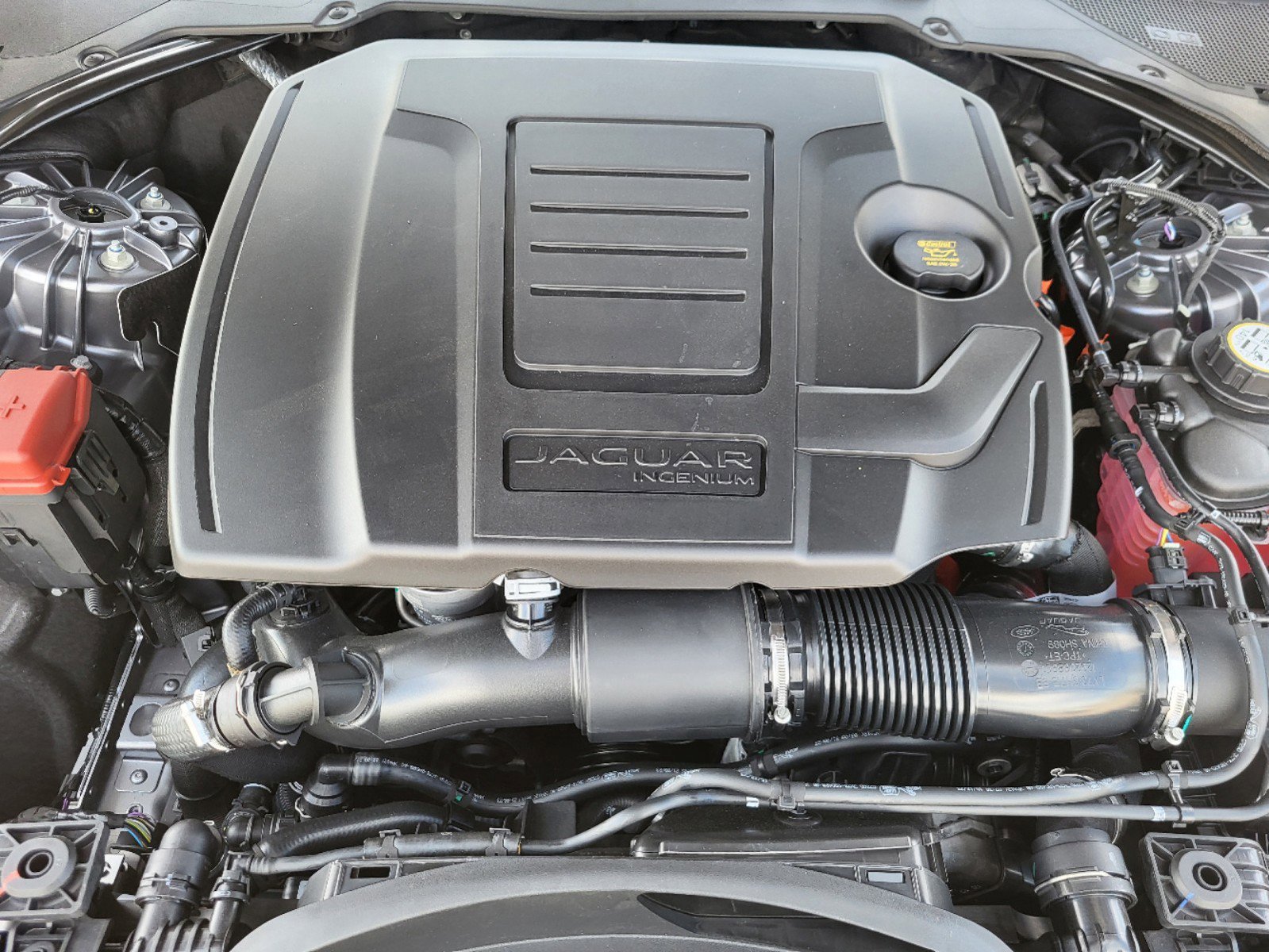 New 2024 Jaguar XF R-Dynamic SE image 20