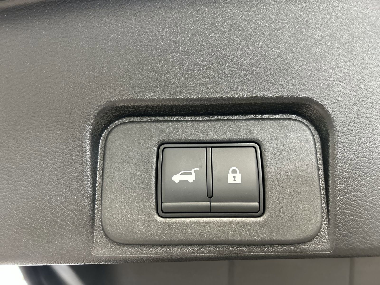 Certified 2026 Nissan Rogue SV w/ Cold Weather Package AWD/4WD image 41