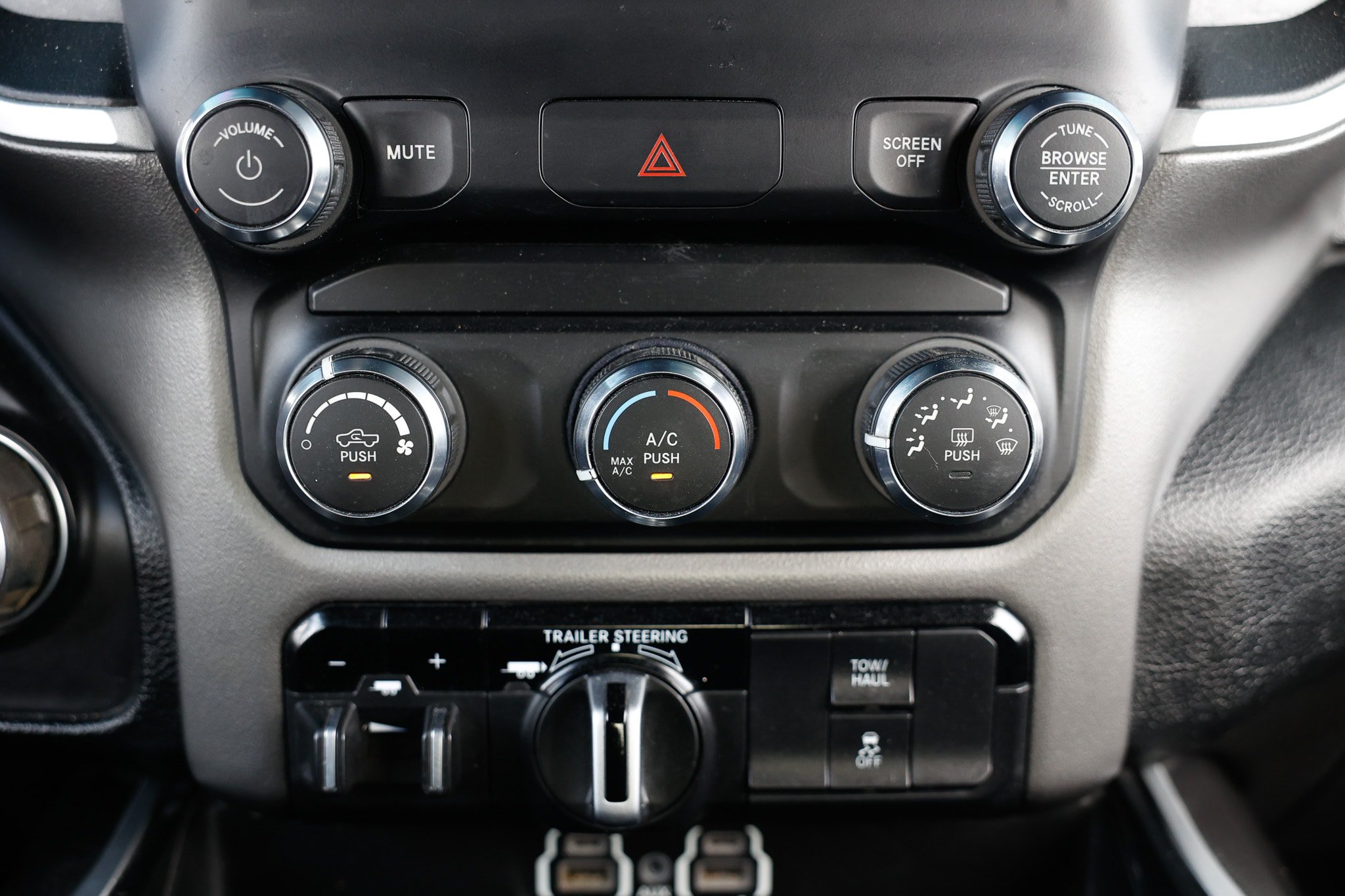 Used 2021 RAM 1500 Big Horn AWD/4WD image 35