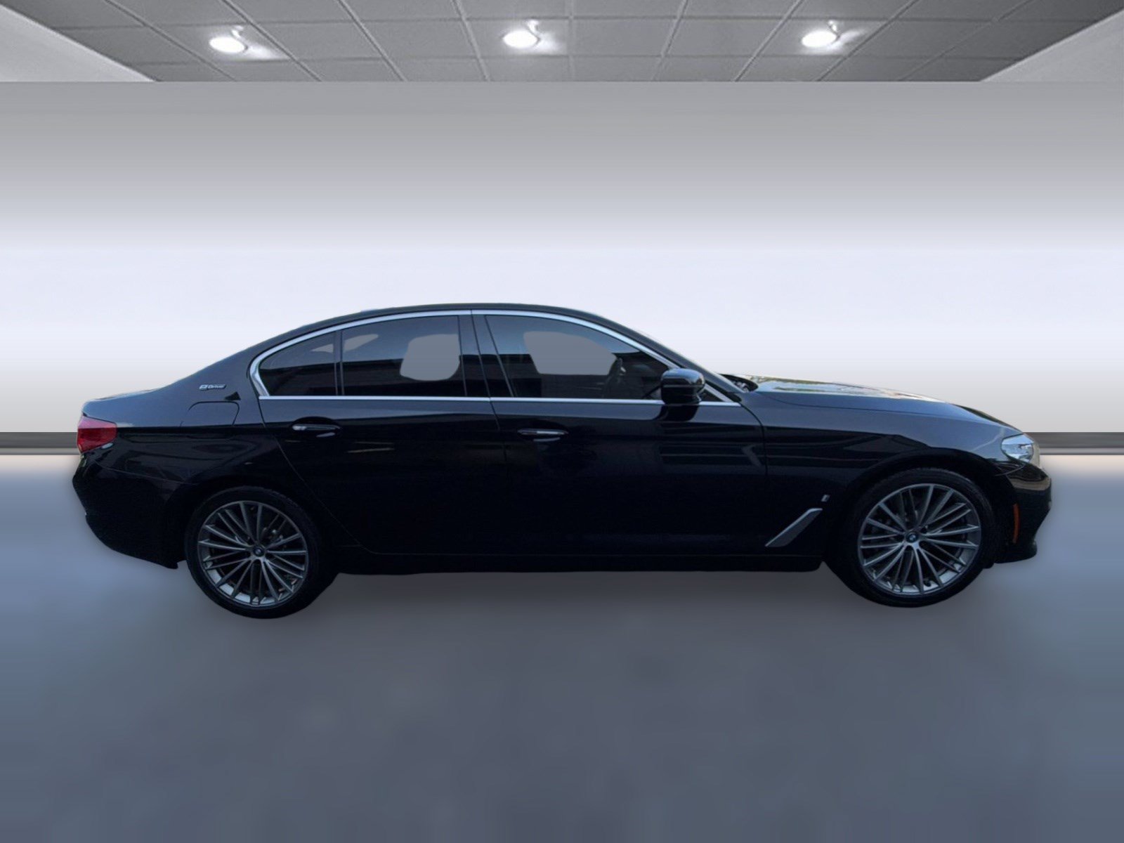 Used 2018 BMW 530e xDrive AWD/4WD image 8