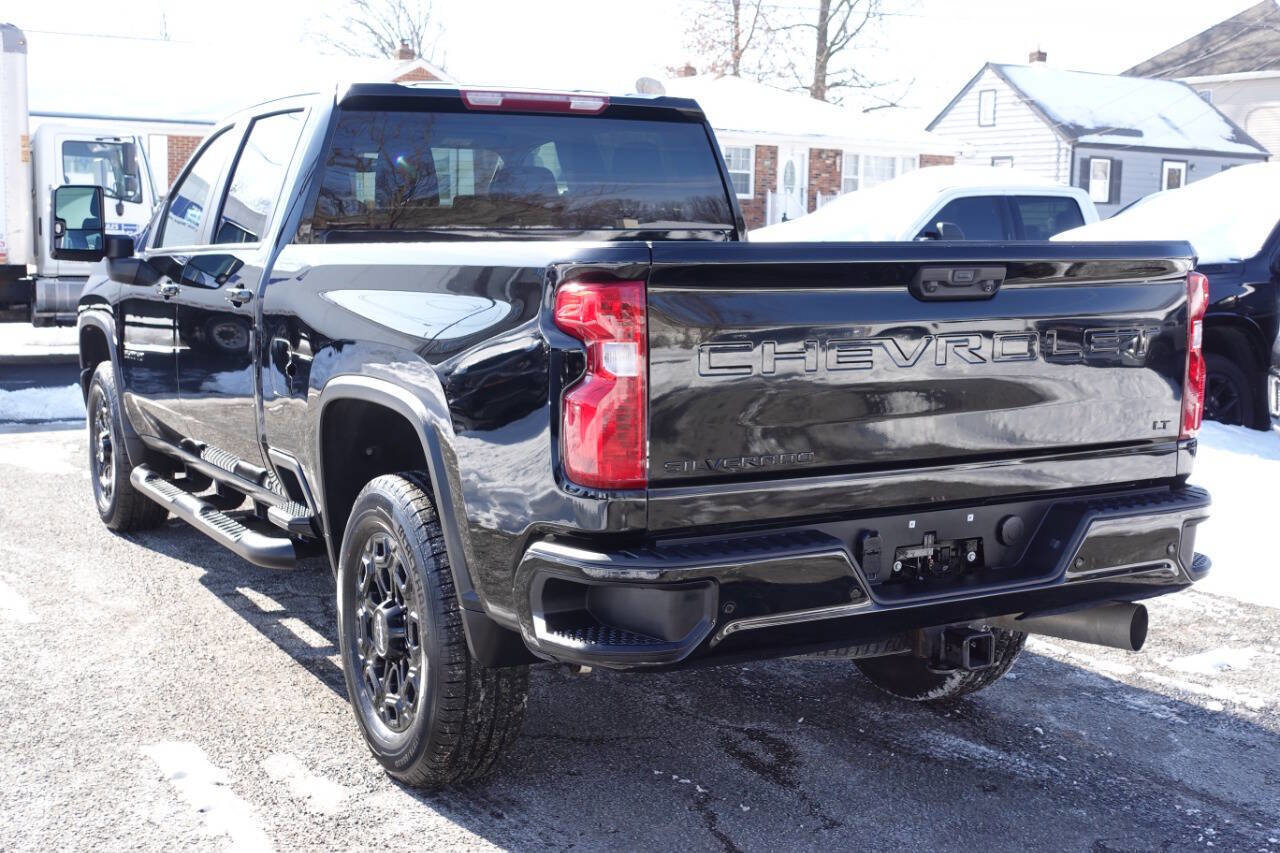 Used 2023 Chevrolet Silverado 2500 LT w/ True North Edition AWD/4WD image 2