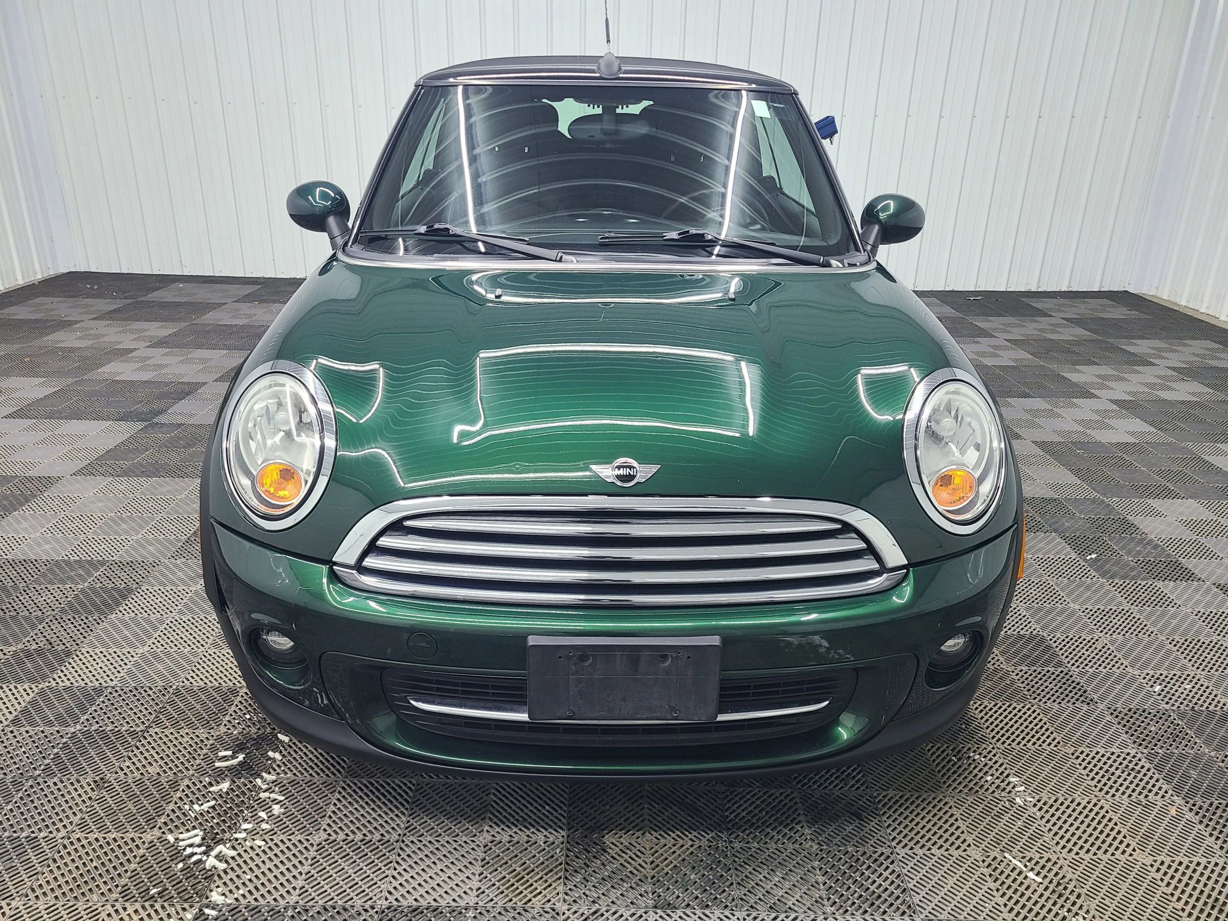 Used 2011 MINI Cooper Convertible image 6