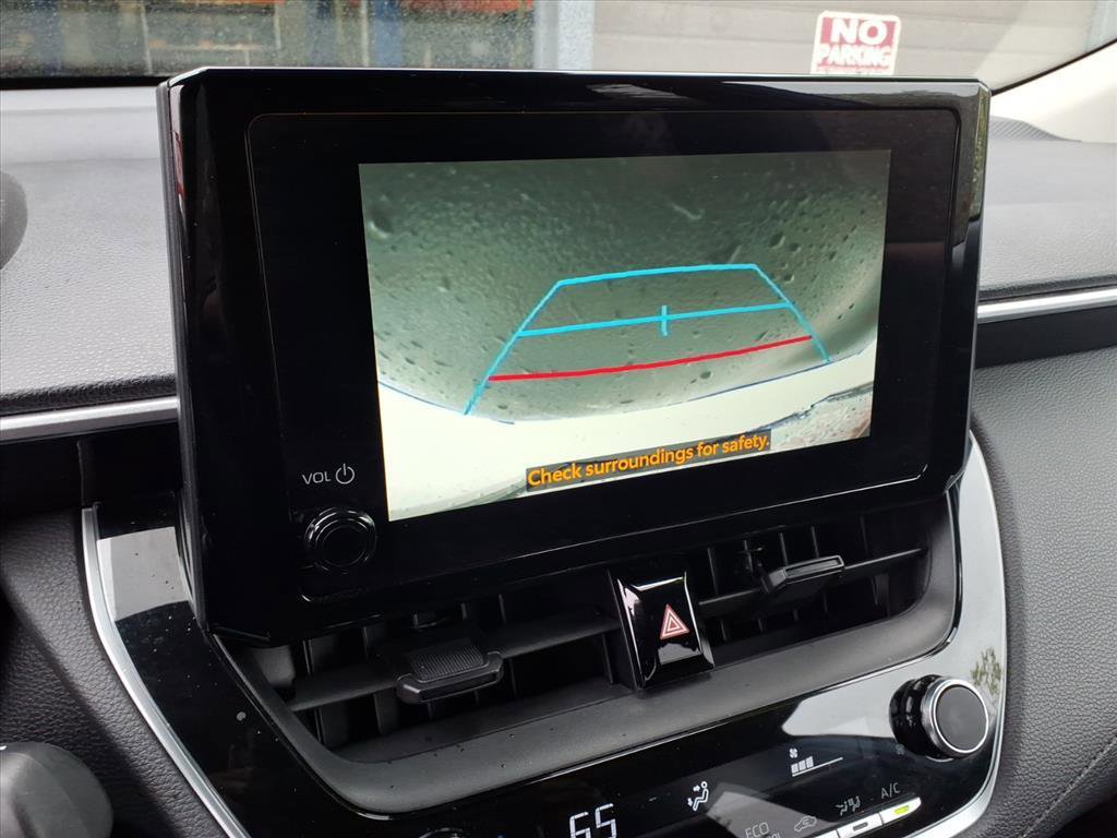 Certified 2024 Toyota Corolla Cross LE image 12