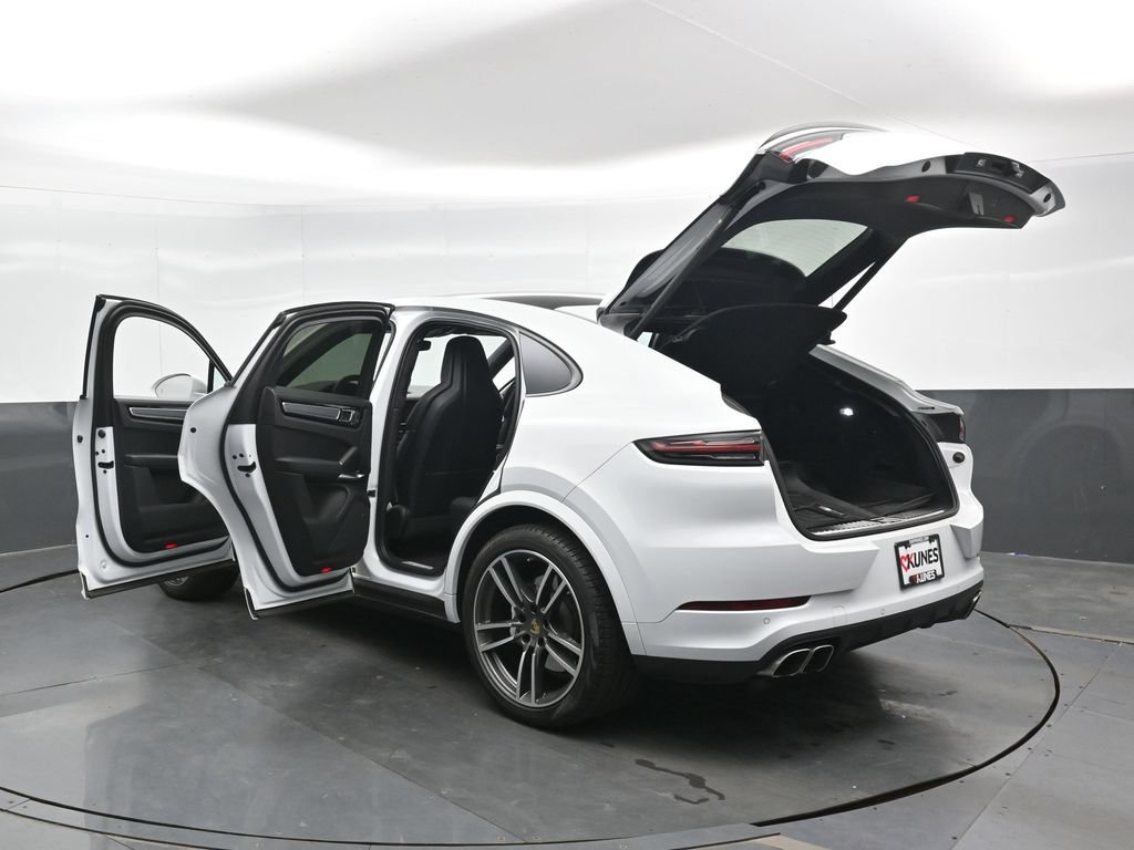 Used 2023 Porsche Cayenne Turbo AWD/4WD image 50