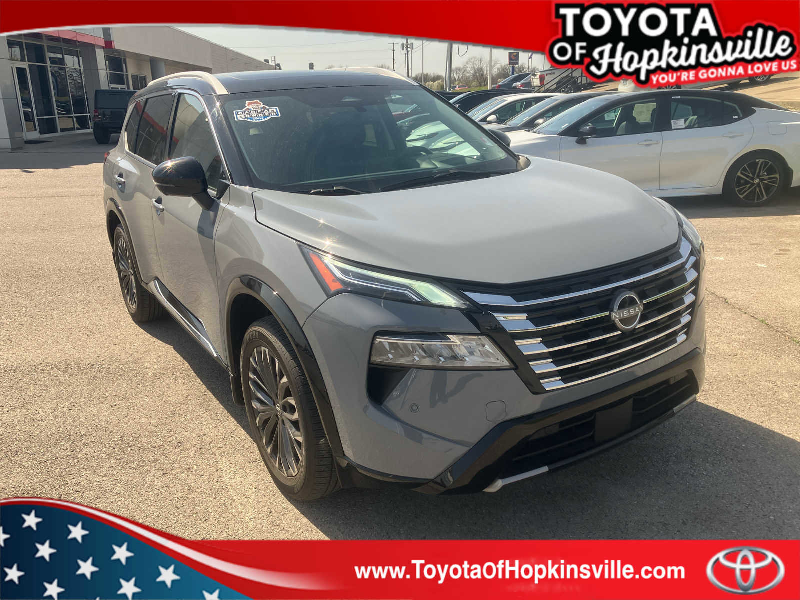 Used 2024 Nissan Rogue Platinum w/ Platinum Premium Package image 1