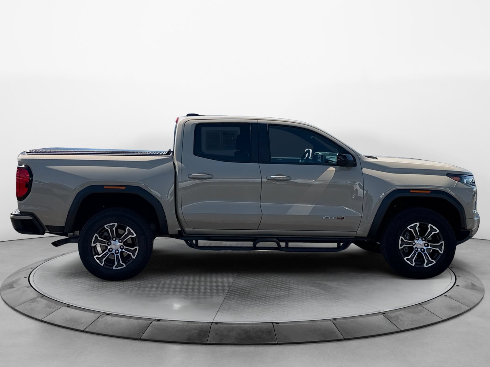 Used 2023 GMC Canyon AT4 w/ Canyon Safety Plus Package AWD/4WD image 2