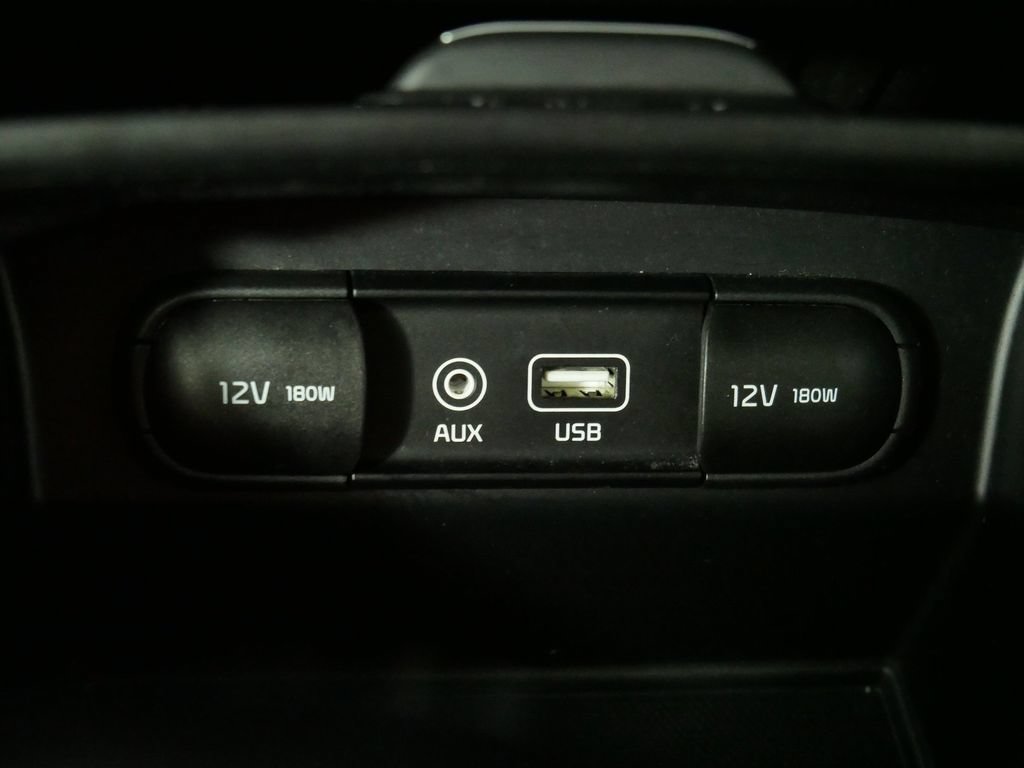 Used 2018 Kia Sorento AWD image 32