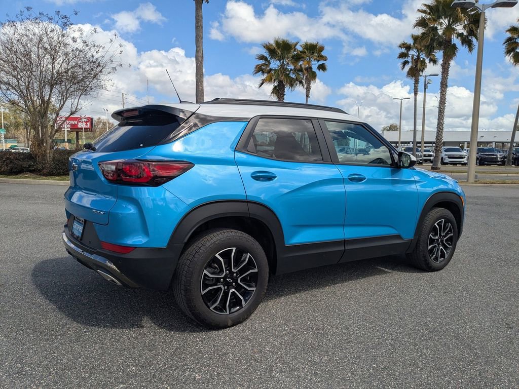 Used 2025 Chevrolet TrailBlazer ACTIV w/ Convenience Package image 3