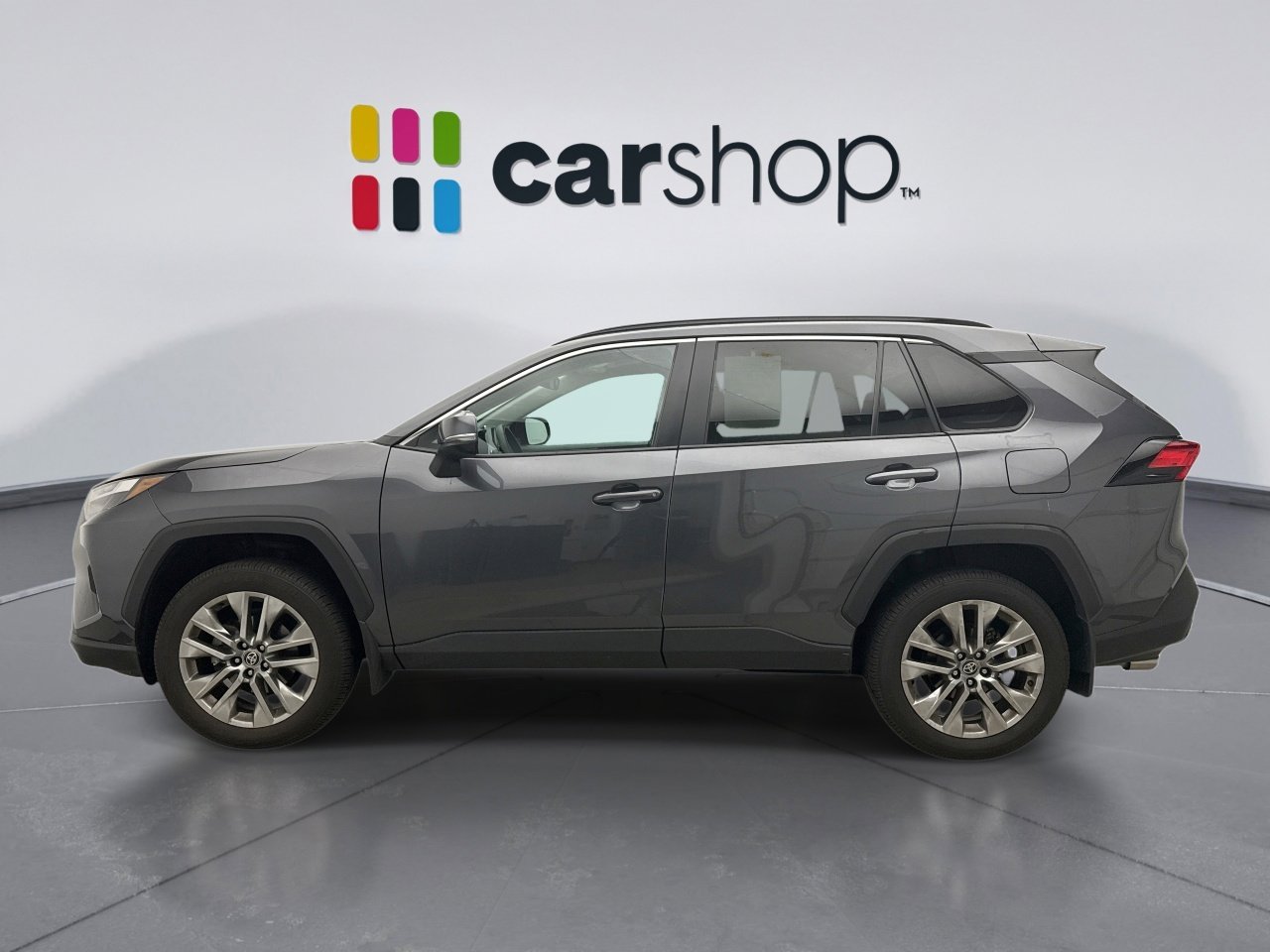 Used 2023 Toyota RAV4 XLE Premium image 2