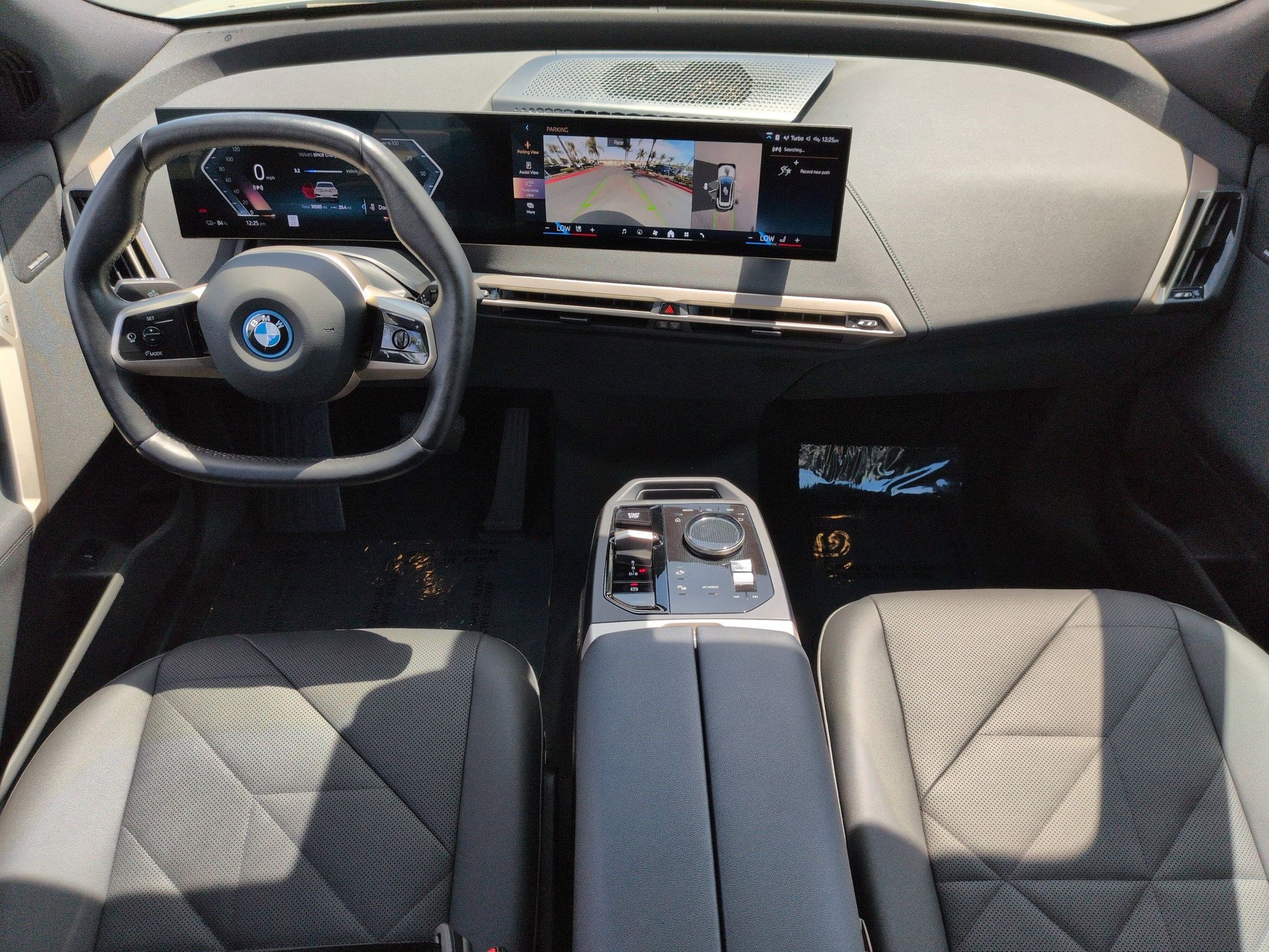 Certified 2024 BMW iX xDrive50 w/ Sport Package AWD/4WD image 29