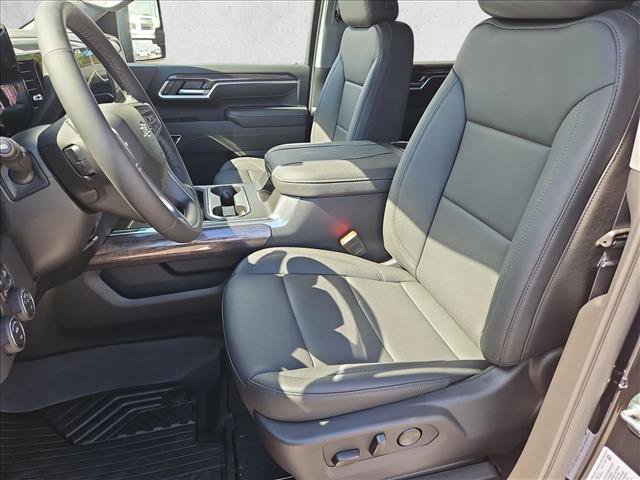 New 2026 Chevrolet Silverado 2500 LTZ w/ Trail Boss Package AWD/4WD image 4
