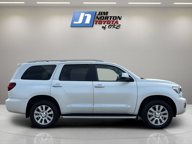 Used 2020 Toyota Sequoia Platinum AWD/4WD image 4