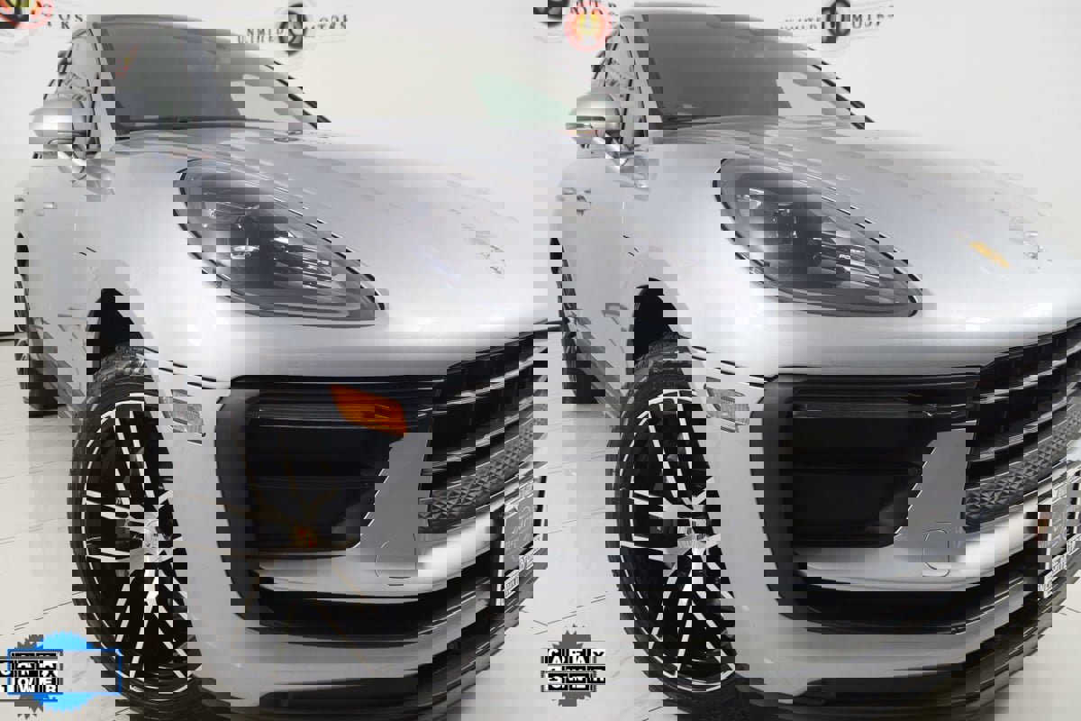 Used 2022 Porsche Macan image 18