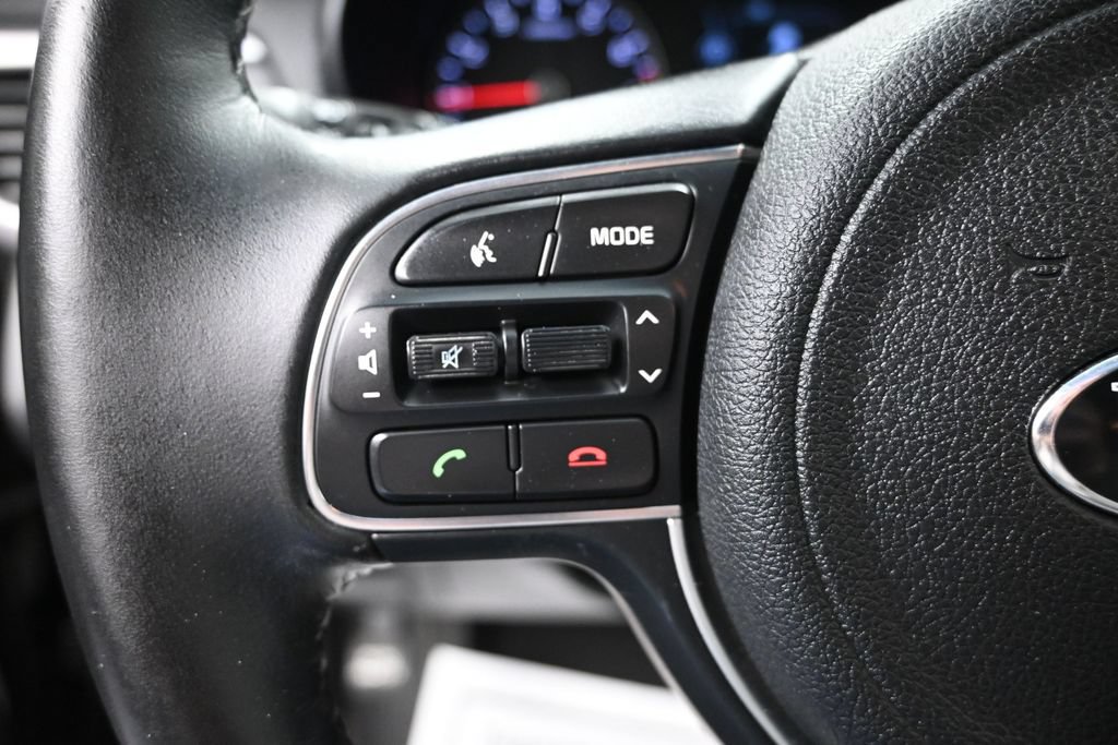 Used 2018 Kia Optima S FWD image 25