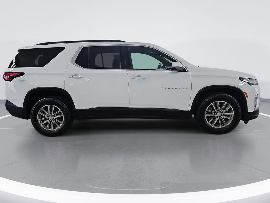 Certified 2023 Chevrolet Traverse LT w/ LPO, Floor Liner Package AWD/4WD image 2